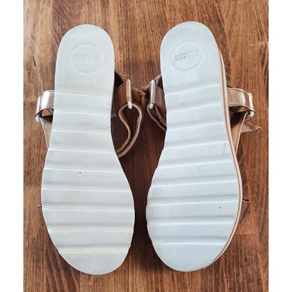 Guess Sandals Summer Beach Foam Platform Womens Sz 7.5 Gold White Adjustable EUC - Picture 6 of 6